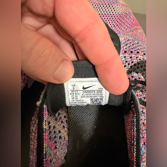 Women’s Nike Air Max FlyKnit Racer Athletic Running Shoes - Picture 7 of 7